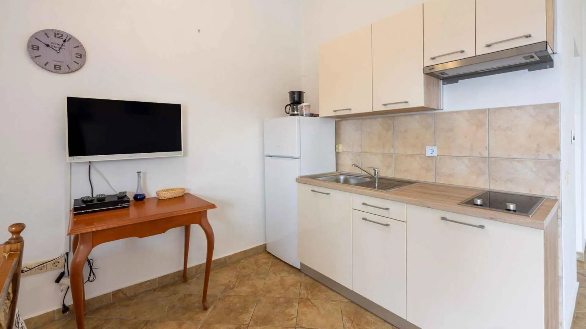 Apartment In Crikvenica With One-Bedroom 3 Dramalj