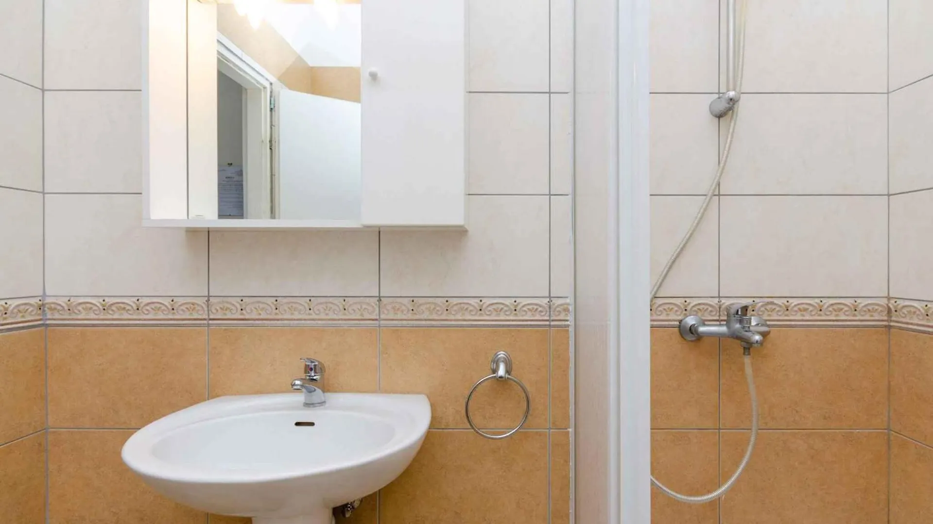 Apartment In Crikvenica With One-Bedroom 3 Dramalj Croatia